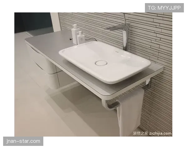 汪周雨又把家晒成样板间了，连洗手台都比我家客厅高档