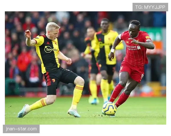马内与萨拉赫终结方式分化：反击推进 vs 禁区单点爆破